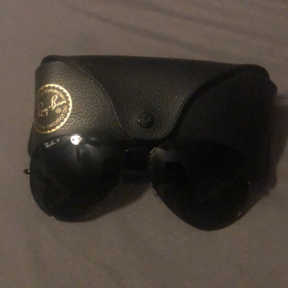 Ray ban aviator polarized sunglasses